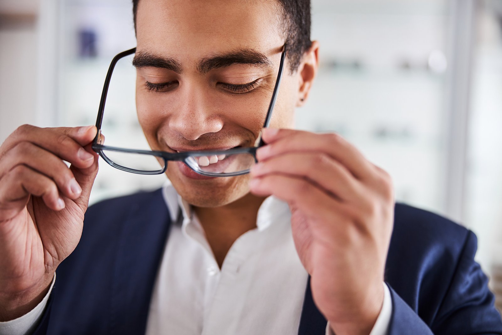 Evaluación de parámetros antropométricos para lentes oftálmicos